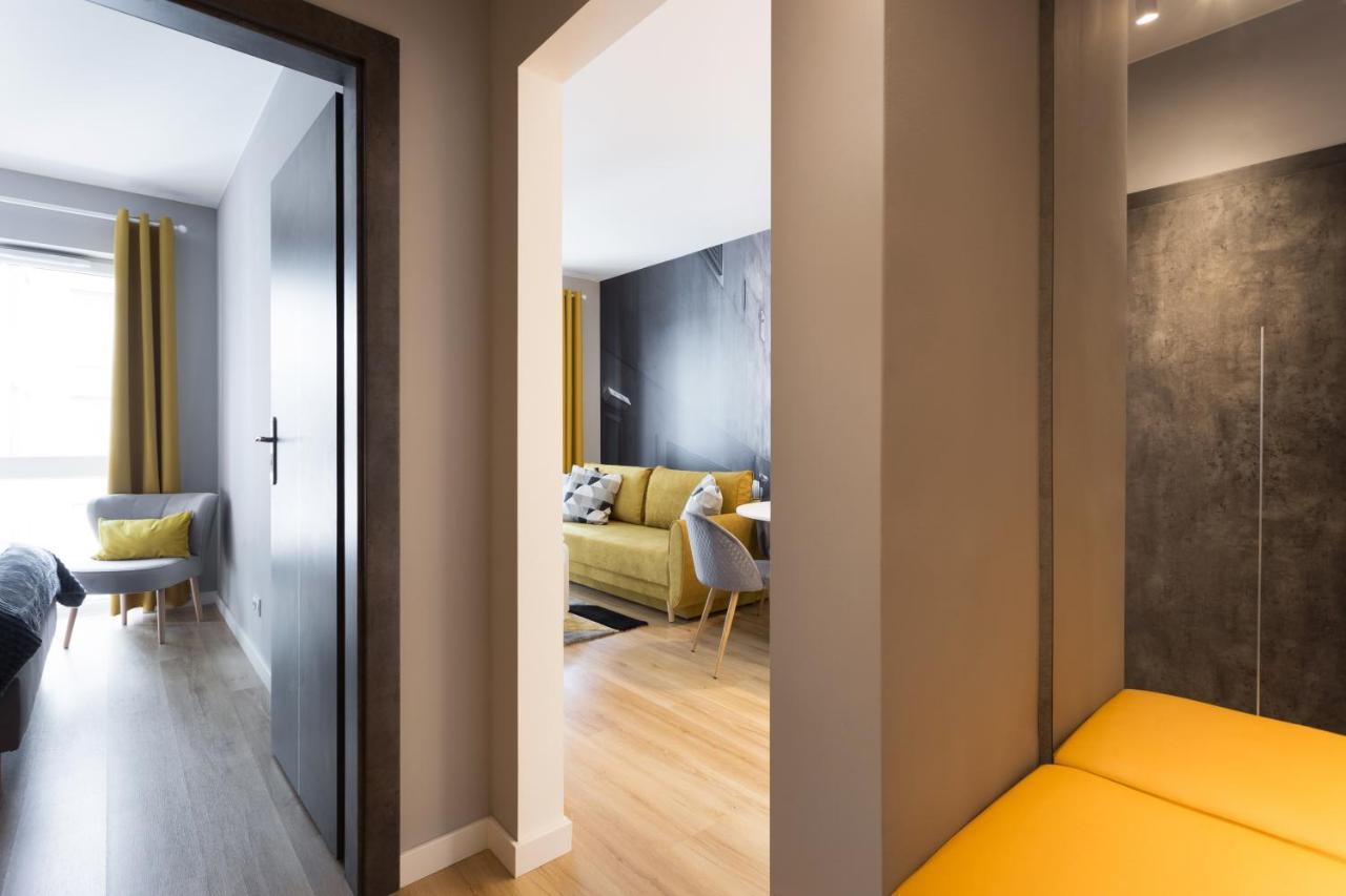 H2 Apartment- Gasiorowskich 4 - Parking Podziemny - Self Check In 24H - Mtp Targi - Pkp - Sklep Netto W Budynku Poznan Exterior photo